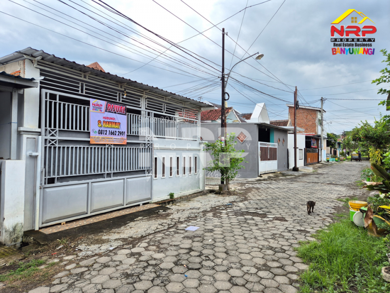  Dijual Rumah Hook Minimalis di Sobo - Banyuwangi   Dijual Rumah Hook Minimalis di Sobo - Banyuwangi  ? Dijual Rumah Hook Minimalis di Sobo - Banyuwangi&nbsp;
Lokasinya premium&mdash;dekat pusat kota, sekolah, dan fasilitas penting lainnya.
Cocok untuk NRP BANYUWANGI