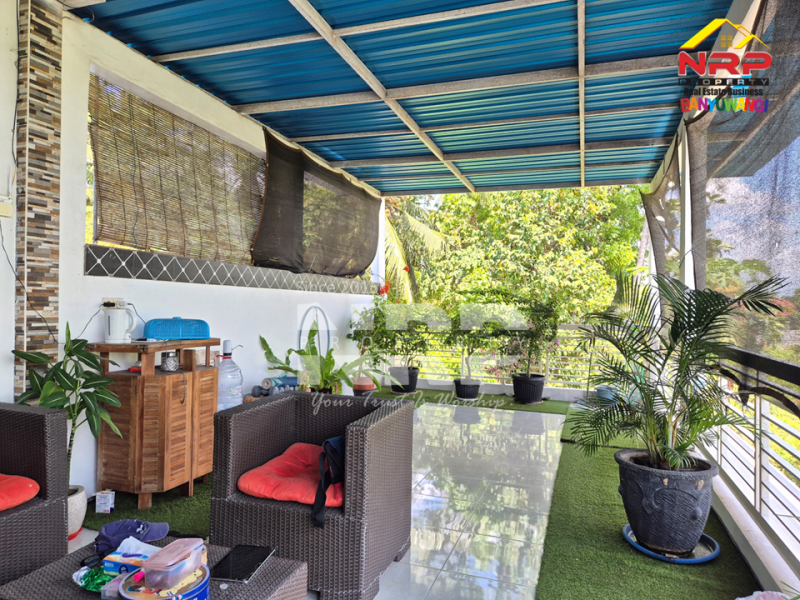  Dijual Vila Murah Nyaman dan Cantik di Mangir - Rogojampi   Dijual Vila Murah Nyaman dan Cantik ada kolam renang  di Mangir - Rogojampi  YOUR PRIVATE ESCAPE IN BANYUWANGI. Dijual Vila Nyaman dan Cantik di Mangir - Rogojampi&nbsp;
Dengan private pool yang bikin suasana makin eksklusif. View NRP BANYUWANGI