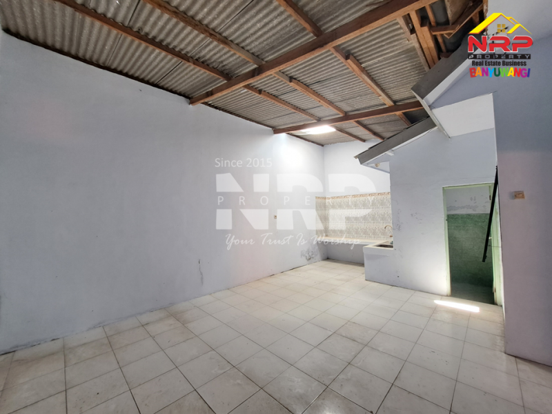 Buka pintu untuk awal baru !! Rumah minimalis di Dadapan  ini siap jadi milikmu Jual rumah murah 200 jutaan di banyuwangi  Buka pintu untuk awal baru !! Rumah minimalis ini siap jadi milikmu&nbsp;
Rumah dikawasan perumahan dengan akses Jl. Raya Jember-Banyuwangi&nbsp;
Lokasi NRP BANYUWANGI