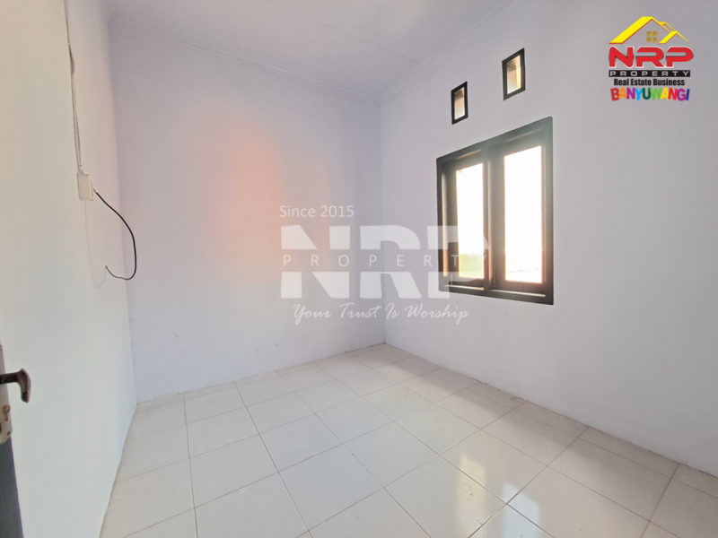 Buka pintu untuk awal baru !! Rumah minimalis di Dadapan  ini siap jadi milikmu Jual rumah murah 200 jutaan di banyuwangi  Buka pintu untuk awal baru !! Rumah minimalis ini siap jadi milikmu&nbsp;
Rumah dikawasan perumahan dengan akses Jl. Raya Jember-Banyuwangi&nbsp;
Lokasi NRP BANYUWANGI