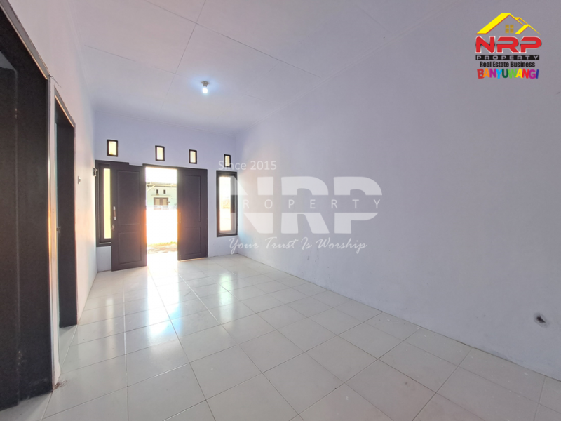 Buka pintu untuk awal baru !! Rumah minimalis di Dadapan  ini siap jadi milikmu Jual rumah murah 200 jutaan di banyuwangi  Buka pintu untuk awal baru !! Rumah minimalis ini siap jadi milikmu&nbsp;
Rumah dikawasan perumahan dengan akses Jl. Raya Jember-Banyuwangi&nbsp;
Lokasi NRP BANYUWANGI