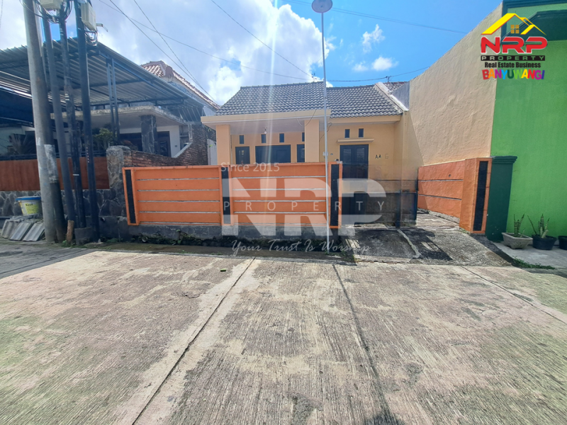 Buka pintu untuk awal baru !! Rumah minimalis di Dadapan  ini siap jadi milikmu Jual rumah murah 200 jutaan di banyuwangi  Buka pintu untuk awal baru !! Rumah minimalis ini siap jadi milikmu&nbsp;
Rumah dikawasan perumahan dengan akses Jl. Raya Jember-Banyuwangi&nbsp;
Lokasi NRP BANYUWANGI