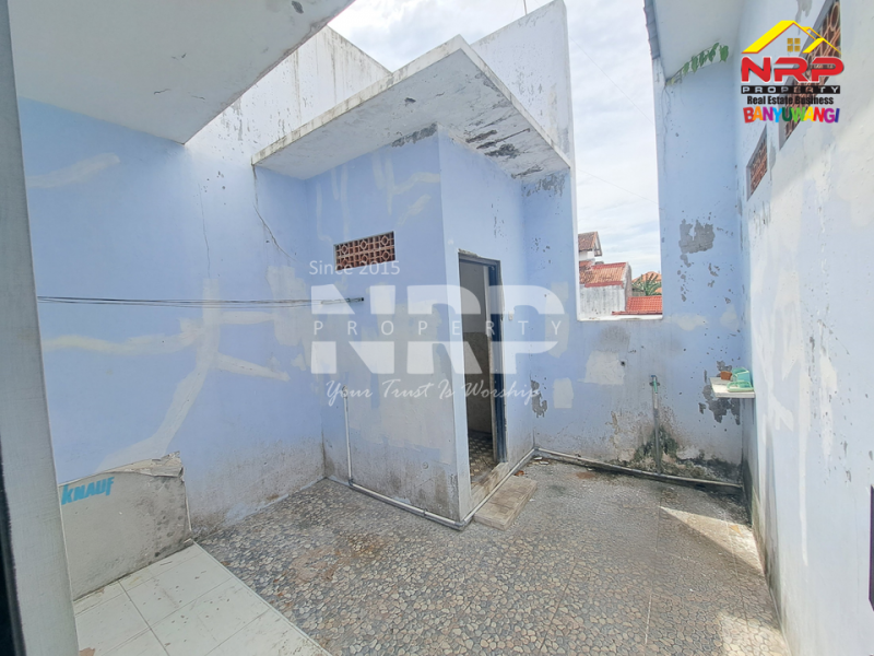 Cari lokasi usaha yang strategis & prestisius? ???? Ruko disewakan di belakang Kantor Pemkab Banyuwangi Cari lokasi usaha yang strategis & prestisius?  Ruko disewakan di belakang Kantor Pemkab Banyuwangi Cari lokasi usaha yang strategis & prestisius?
???? Ruko disewakan di belakang Kantor Pemkab Banyuwangi
Dekat pusat pemerintahan, area berkembang, NRP BANYUWANGI