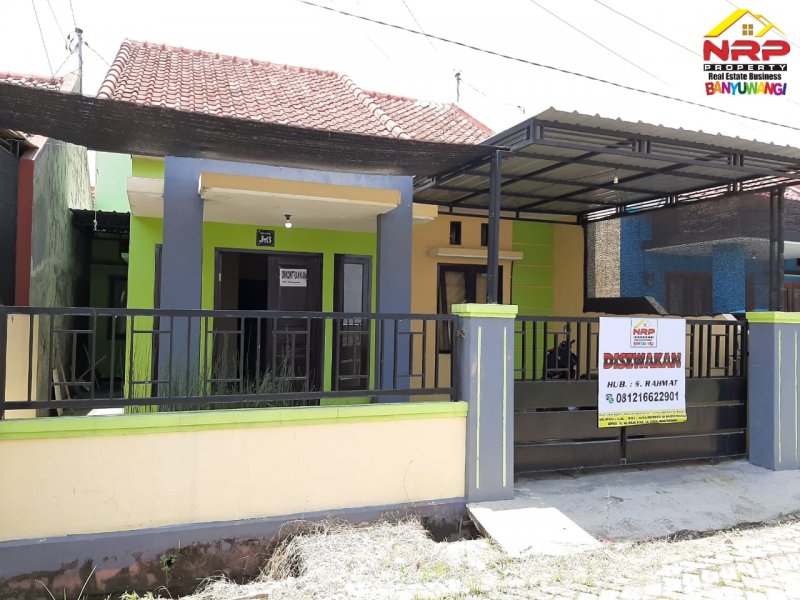 Di Sewakan Rumah Cantik Siap Huni di Pusat Kota Banyuwangi Di Sewakan Rumah Cantik Siap Huni di Pusat Kota Banyuwangi Di Sewakan Rumah Siap Huni di Pusat Kota Banyuwangi,Lokasi di Nol Jalan Brawijaya Banyuwangi,Lingkungan Perumahan Aman dan Nyaman,One Gate System.

Fasilitas NRP BANYUWANGI