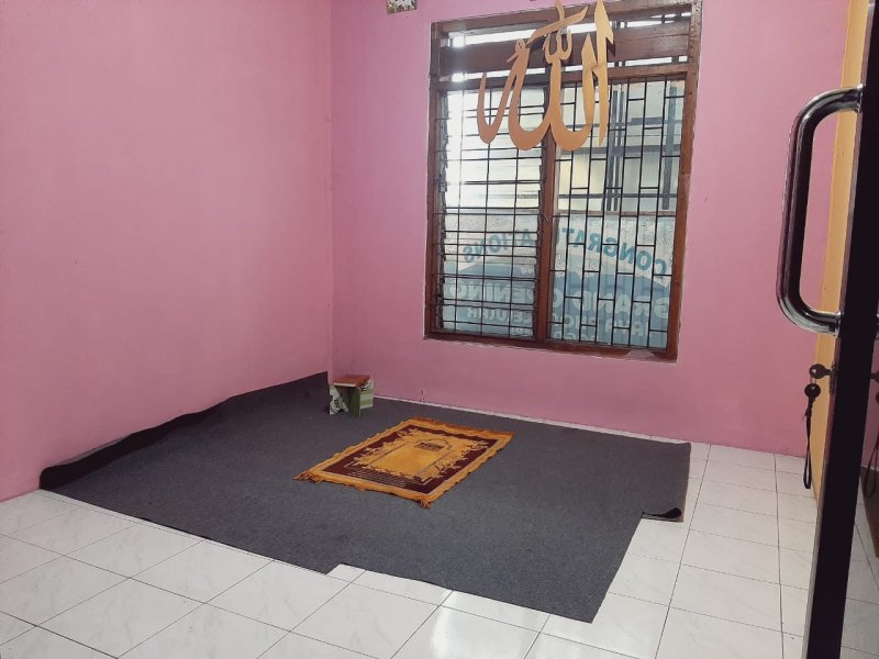 Dijual 1 Unit Ruko Baru 2 Lantai Di Tepi Jl. Rogojampi - Banyuwangi Dijual 1 Unit Ruko Baru 2 Lantai Di Tepi Jl. Rogojampi - Banyuwangi Dijual 1 Unit Ruko Baru 2 Lantai Di Tepi Jl. Rogojampi - Banyuwangi
Lokasi Strategis di 0 Jalan Utama Rogojampi Banyuwangi

Fasilitas Ruko : 1 Ruang Usaha, NRP BANYUWANGI