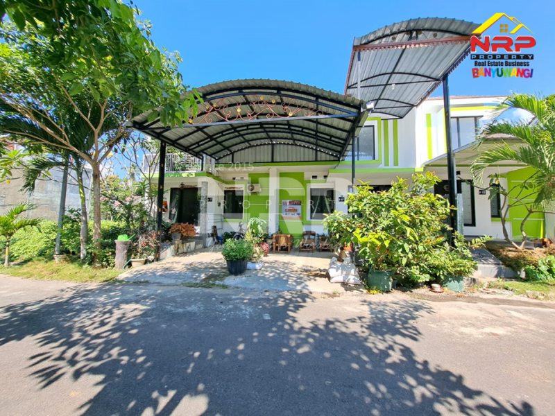 Dijual 2 Rumah Exclusive Full Furniture di dalam Kawasan El Royal Hotel dan Banyuwangi Park. Dijual 2 Rumah Exclusive Full Furniture di dalam Kawasan El Royal Hotel dan Banyuwangi Park. Dijual 2 Rumah Exclusive Full Furniture di dalam Kawasan El Royal Hotel dan Banyuwangi Park.
Lokasi Sangat Strategis. Lingkungan nyaman, aman dan NRP BANYUWANGI