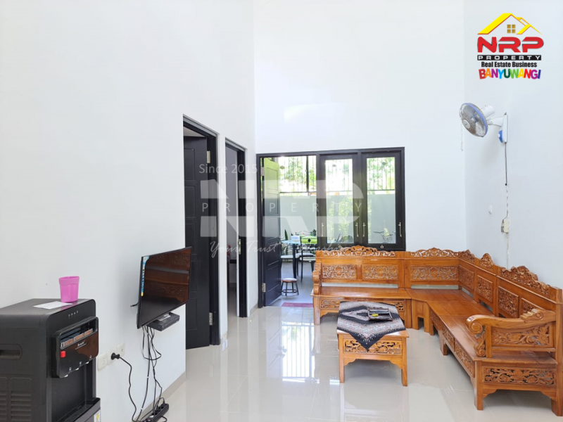 Dijual 2 Rumah Exclusive Full Furniture di dalam Kawasan El Royal Hotel dan Banyuwangi Park. Dijual 2 Rumah Exclusive Full Furniture di dalam Kawasan El Royal Hotel dan Banyuwangi Park. Dijual 2 Rumah Exclusive Full Furniture di dalam Kawasan El Royal Hotel dan Banyuwangi Park.
Lokasi Sangat Strategis. Lingkungan nyaman, aman dan NRP BANYUWANGI