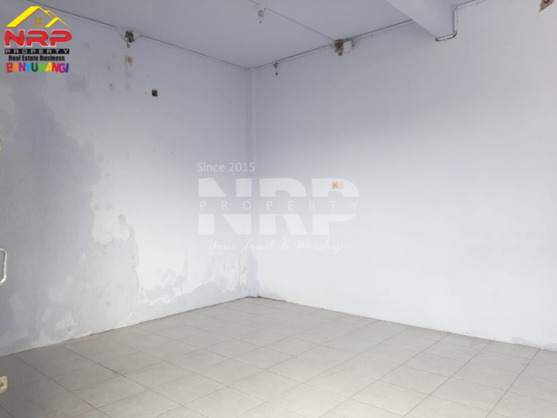 Dijual 2 Unit Ruko Strategis 2 Lantai di Jl. S. Parman - Banyuwangi Dijual 2 Unit Ruko Strategis 2 Lantai di Jl. S. Parman - Banyuwangi Dijual 2 Unit Ruko Strategis 2 Lantai di Jl. S. Parman - Banyuwangi
Cocok Untuk Ruang Usaha, Cafe, showroom, Butik, Bengkel dan Unit Usaha Lainnya

Luas NRP BANYUWANGI