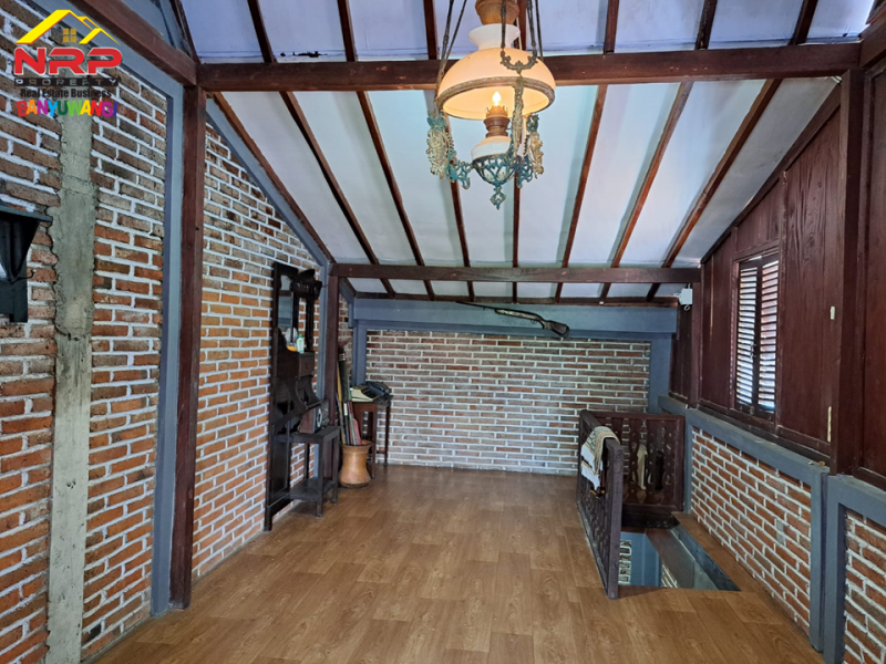 Dijual 2 Unit Rumah Semi Homestay di Jl.Mendut - Banyuwangi Dijual 2 Unit Rumah Semi Homestay di Jl.Mendut - Banyuwangi Dijual 2 Unit Rumah Semi Homestay di Jl.Mendut - Banyuwangi
Hunian Nyaman di Pusat Kota Banyuwangi.
Lokasi Sangat Strategis, dekat Kawasan Bisnis, Kantor NRP BANYUWANGI