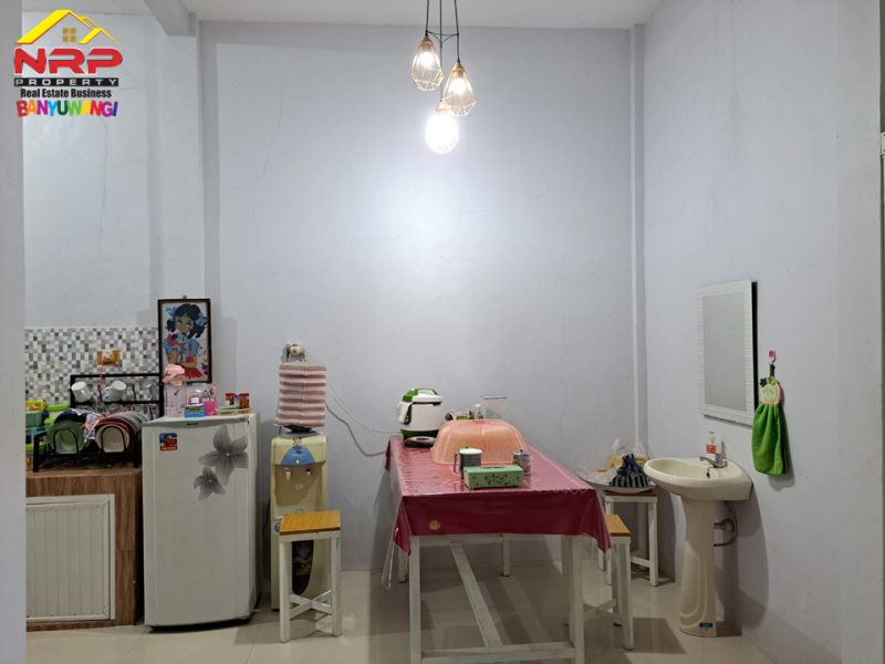 Dijual 2 Unit Rumah Semi Homestay di Jl.Mendut - Banyuwangi Dijual 2 Unit Rumah Semi Homestay di Jl.Mendut - Banyuwangi Dijual 2 Unit Rumah Semi Homestay di Jl.Mendut - Banyuwangi
Hunian Nyaman di Pusat Kota Banyuwangi.
Lokasi Sangat Strategis, dekat Kawasan Bisnis, Kantor NRP BANYUWANGI