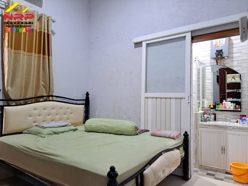 Dijual 2 Unit Rumah Semi Homestay di Jl.Mendut - Banyuwangi Dijual 2 Unit Rumah Semi Homestay di Jl.Mendut - Banyuwangi Dijual 2 Unit Rumah Semi Homestay di Jl.Mendut - Banyuwangi
Hunian Nyaman di Pusat Kota Banyuwangi.
Lokasi Sangat Strategis, dekat Kawasan Bisnis, Kantor NRP BANYUWANGI