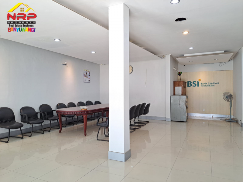 Dijual Bangunan Office 2 Lantai di Tepi Jl. Kolonel  Sugiono - Banyuwangi Dijual Bangunan Office 2 Lantai di Tepi Jl. Kolonel  Sugiono - Banyuwangi Dijual Bangunan Office 2 Lantai di Tepi Jl. Kolonel&nbsp; Sugiono - Banyuwangi
Terletak di Area Bisnis Aktif, Cocok untuk kantor, supermarket, atau ruang NRP BANYUWANGI