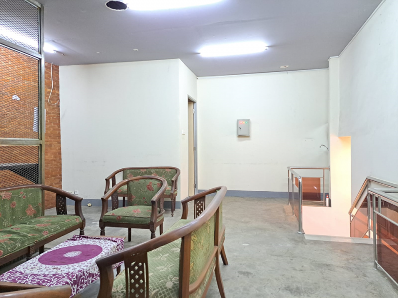 Dijual Bangunan Office 2 Lantai di Tepi Jl. Kolonel  Sugiono - Banyuwangi Dijual Bangunan Office 2 Lantai di Tepi Jl. Kolonel  Sugiono - Banyuwangi Dijual Bangunan Office 2 Lantai di Tepi Jl. Kolonel&nbsp; Sugiono - Banyuwangi
Terletak di Area Bisnis Aktif, Cocok untuk kantor, supermarket, atau ruang NRP BANYUWANGI