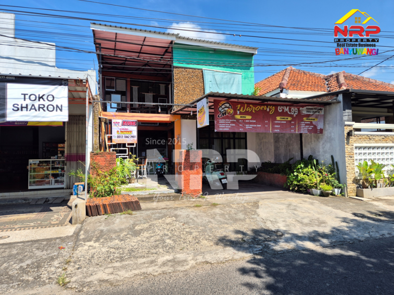 Dijual Cafe/Resto 2 Lantai di Singojuruh Banyuwangi  Dijual Cafe/Resto 2 Lantai di Singojuruh Banyuwangi  Dijual Cafe/Resto 2 Lantai di Singojuruh Banyuwangi&nbsp;
Jual beserta usahanya, full furniture, estetik, siap pakai.&nbsp;

Luas Tanah : 106 M2 SHM
Luas NRP BANYUWANGI