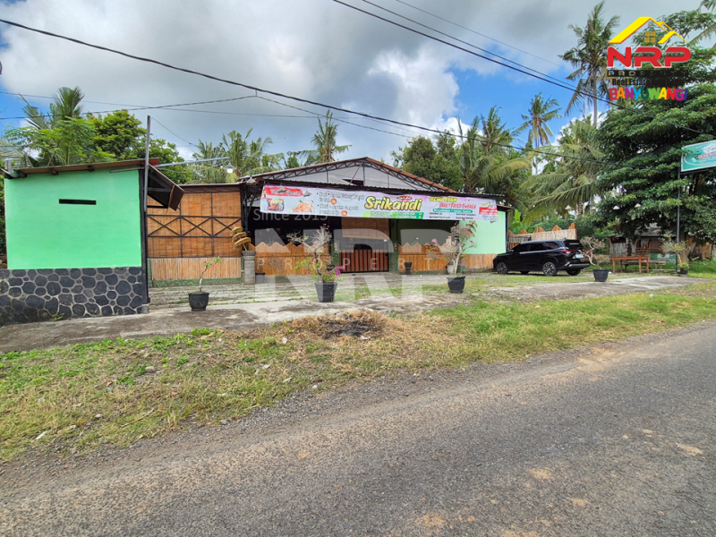 Dijual Cafe+Tanah kebun di tepi Jl. Kh Ahmad Asyari, Pakistaji - Banyuwangi  Jual cafe dan kebun di banyuwangi pakistaji  Dijual Cafe+Tanah kebun di tepi Jl. Kh Ahmad Asyari, Pakistaji - Banyuwangi&nbsp;
Lokasi sangat strategis berhadapan dengan Asrama Militer Kostrad NRP BANYUWANGI