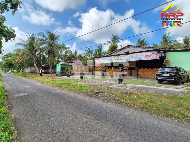 Dijual Cafe+Tanah kebun di tepi Jl. Kh Ahmad Asyari, Pakistaji - Banyuwangi  Jual cafe dan kebun di banyuwangi pakistaji  Dijual Cafe+Tanah kebun di tepi Jl. Kh Ahmad Asyari, Pakistaji - Banyuwangi&nbsp;
Lokasi sangat strategis berhadapan dengan Asrama Militer Kostrad NRP BANYUWANGI
