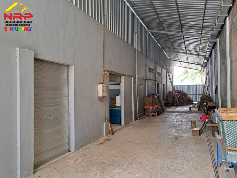 Dijual Gudang Beserta Usahanya di Jl. Macan Putih, Kabat - Banyuwangi Dijual Gudang Beserta Usahanya di Jl. Macan Putih, Kabat - Banyuwangi Dijual Gudang Beserta Usahanya di Jl. Macan Putih, Kabat - Banyuwangi
Include furniture dan seluruh mesin yang ada (Mesin Potong, Mesin Packing, Mesing NRP BANYUWANGI