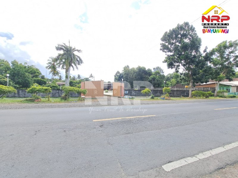 Dijual Gudang Beserta Usahanya di Tepi Jl. Srono - Banyuwangi Dijual Gudang Beserta Usahanya di Tepi Jl. Srono - Banyuwangi Dijual Gudang Beserta Usahanya di Tepi Jl. Srono - Banyuwangi
Bersebelahan dengan Universitas Bakti Indonesia
Dekat Dengan Fasilitas Pendidikan, Pusat NRP BANYUWANGI