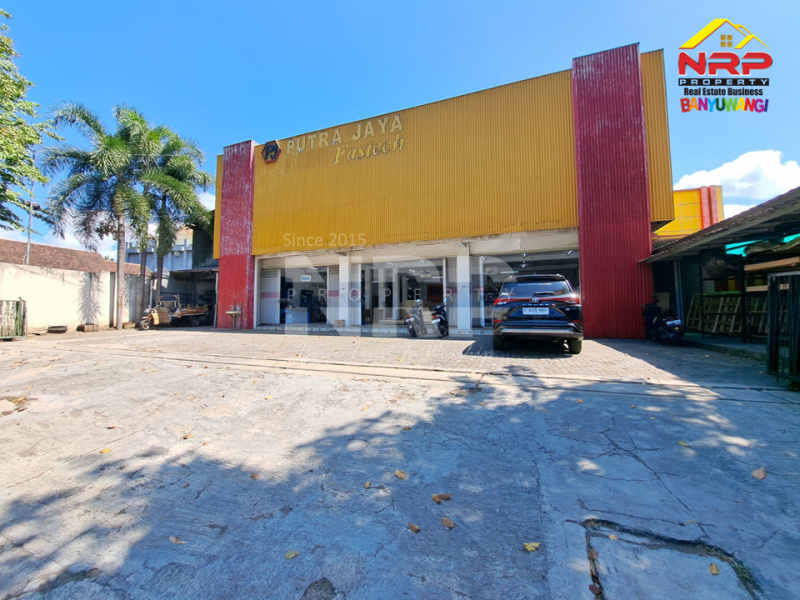 Dijual Gudang dan Toko 2 Lantai Strategis di Tepi Jl. Yos Sudarso - Banyuwangi  Dijual Gudang dan Toko 2 Lantai Strategis di Tepi Jl. Yos Sudarso - Banyuwangi  Dijual Gudang dan Toko 2 Lantai Strategis di Tepi Jl. Yos Sudarso - Banyuwangi&nbsp;
Bersebelahan dengan Mascot Banyuwangi, Bisa dibeli dengan Usahanya. Usaha NRP BANYUWANGI