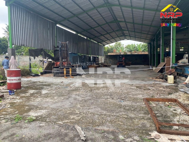 Dijual Gudang Ex Pabkrik Kayu di Kalipuro - Banyuwangi  Dijual Gudang Ex Pabkrik Kayu di Kalipuro - Banyuwangi  Dijual Gudang Ex Pabkrik Kayu di Kalipuro - Banyuwangi&nbsp;
Kawasan industri dan pergudangan, Akses truk container 40 feet bisa masuk.&nbsp;

Luas Tanah : NRP BANYUWANGI