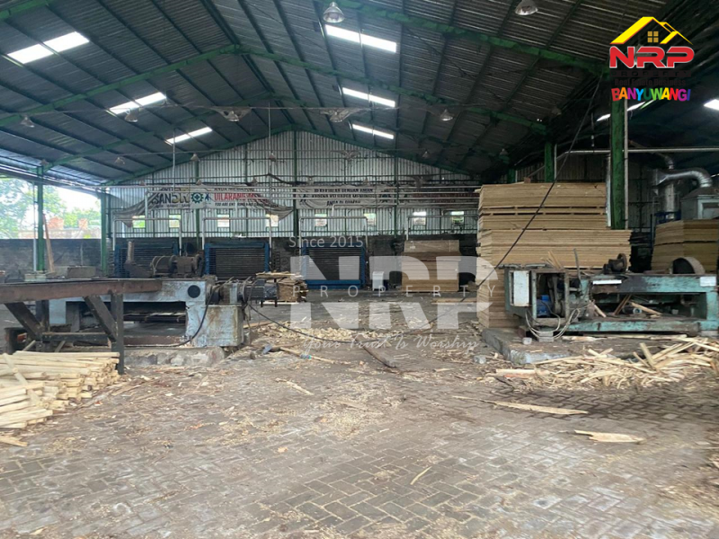 Dijual Gudang Ex Pabkrik Kayu di Kalipuro - Banyuwangi  Dijual Gudang Ex Pabkrik Kayu di Kalipuro - Banyuwangi  Dijual Gudang Ex Pabkrik Kayu di Kalipuro - Banyuwangi&nbsp;
Kawasan industri dan pergudangan, Akses truk container 40 feet bisa masuk.&nbsp;

Luas Tanah : NRP BANYUWANGI