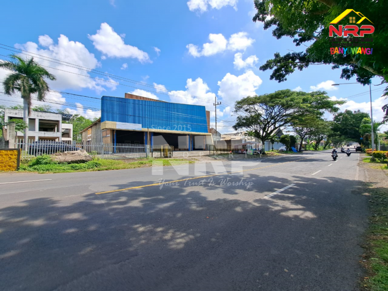 Dijual Gudang Siap Pakai di tepi Jl. Kabat - Banyuwangi Dijual Gudang Siap Pakai di tepi Jl. Kabat - Banyuwangi Dijual Gudang Siap Pakai di tepi Jl. Kabat - Banyuwangi
Sangat strategis berada di Jalur Provinsi. Dekat dengan Kecamatan dan Puskesmas Kabat.&nbsp;
Cocok NRP BANYUWANGI
