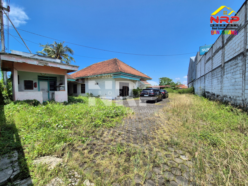 Dijual Gudang Strategis di kawasan Industri Kalipuro - Banyuwangi Dijual Gudang Strategis di kawasan Industri Kalipuro - Banyuwangi Dijual Gudang Strategis di kawasan Industri Kalipuro - Banyuwangi
Lokasi di 0 Jalur Provinsi. Cocok Untuk Gudang, Pabrik, Distributor dan Ruang Usaha NRP BANYUWANGI