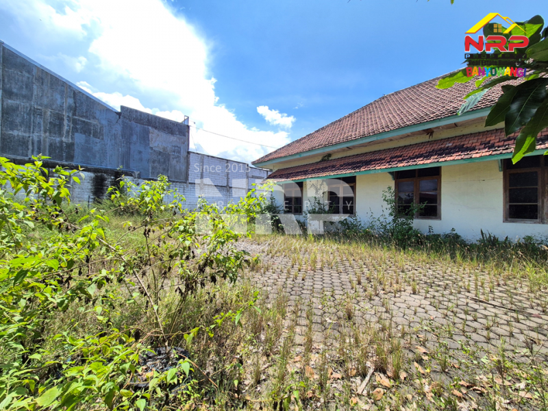 Dijual Gudang Strategis di kawasan Industri Kalipuro - Banyuwangi Dijual Gudang Strategis di kawasan Industri Kalipuro - Banyuwangi Dijual Gudang Strategis di kawasan Industri Kalipuro - Banyuwangi
Lokasi di 0 Jalur Provinsi. Cocok Untuk Gudang, Pabrik, Distributor dan Ruang Usaha NRP BANYUWANGI