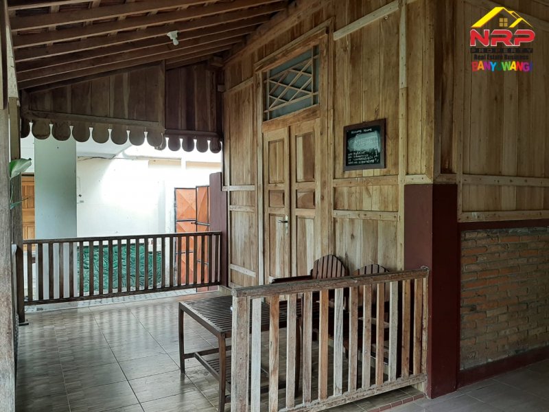 Dijual Home Stay 4 Kamar Lengkap dengan Furniture di Jl. Bawean - Banyuwangi Dijual Home Stay 4 Kamar Lengkap dengan Furniture di Jl. Bawean - Banyuwangi Dijual Home Stay 4 Kamar Lengkap dengan Furniture di Jl. Bawean - Banyuwangi
Hitung nilai tanah saja ( Bangunan dan Rumah Adat Osing Bonus )

LT/LB : NRP BANYUWANGI