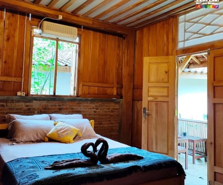 Dijual Home Stay 4 Kamar Lengkap dengan Furniture di Jl. Bawean - Banyuwangi Dijual Home Stay 4 Kamar Lengkap dengan Furniture di Jl. Bawean - Banyuwangi Dijual Home Stay 4 Kamar Lengkap dengan Furniture di Jl. Bawean - Banyuwangi
Hitung nilai tanah saja ( Bangunan dan Rumah Adat Osing Bonus )

LT/LB : NRP BANYUWANGI