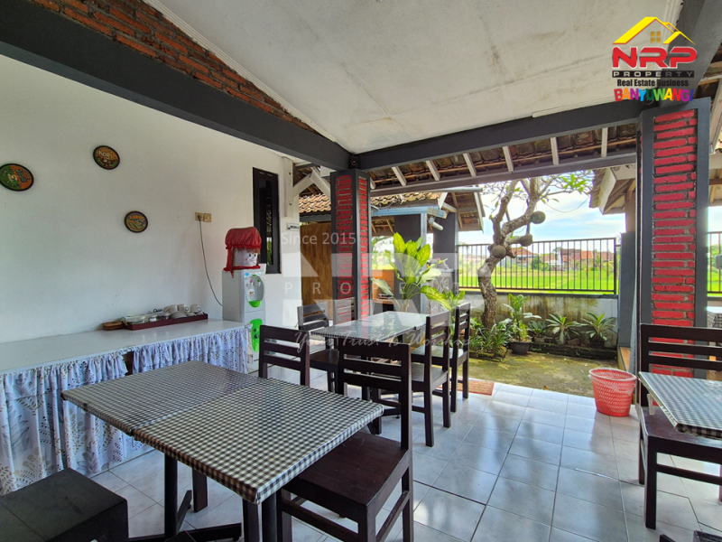 Dijual Homestay 2 Lantai Cantik dengan View Persawahan dan Hotel Kokoon Banyuwangi  Dijual homestay view sawah di Banyuwangi Kota  Dijual Homestay 2 Lantai Cantik dengan View Persawahan dan Hotel Kokoon Banyuwangi&nbsp;
Homestay full furniture yang Lokasinya Strategis, Nyaman, Sejuk dan NRP BANYUWANGI