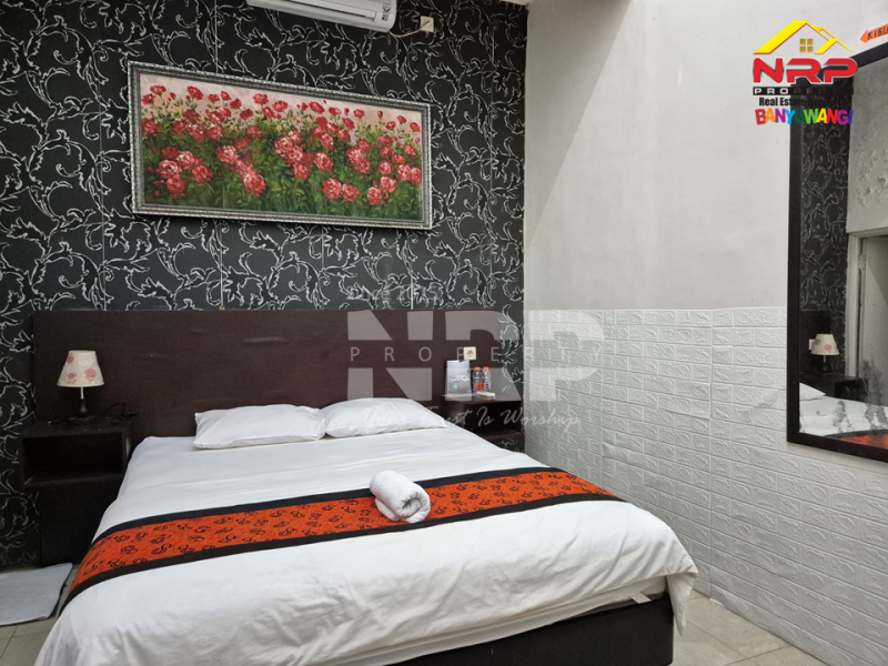 Dijual Homestay 2 Lantai Cantik dengan View Persawahan dan Hotel Kokoon Banyuwangi  Dijual homestay view sawah di Banyuwangi Kota  Dijual Homestay 2 Lantai Cantik dengan View Persawahan dan Hotel Kokoon Banyuwangi&nbsp;
Homestay full furniture yang Lokasinya Strategis, Nyaman, Sejuk dan NRP BANYUWANGI