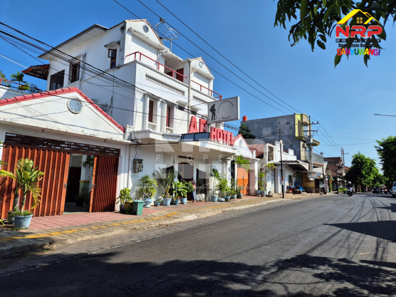 Dijual Hotel Full Furniture di Pusat Kota Banyuwangi Dijual Hotel Full Furniture di Pusat Kota Banyuwangi Dijual Hotel Full Furniture di Pusat Kota Banyuwangi
Hotel 3 Lantai dengan View Selat Bali, Berada di Pusat Kota.&nbsp;
Dekat dengan Pantai Marina Boom NRP BANYUWANGI