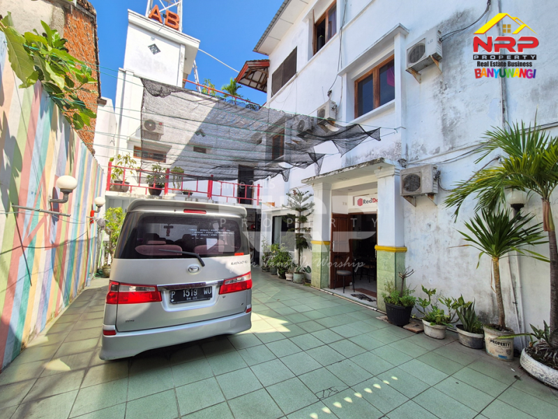 Dijual Hotel Full Furniture di Pusat Kota Banyuwangi Dijual Hotel Full Furniture di Pusat Kota Banyuwangi Dijual Hotel Full Furniture di Pusat Kota Banyuwangi
Hotel 3 Lantai dengan View Selat Bali, Berada di Pusat Kota.&nbsp;
Dekat dengan Pantai Marina Boom NRP BANYUWANGI