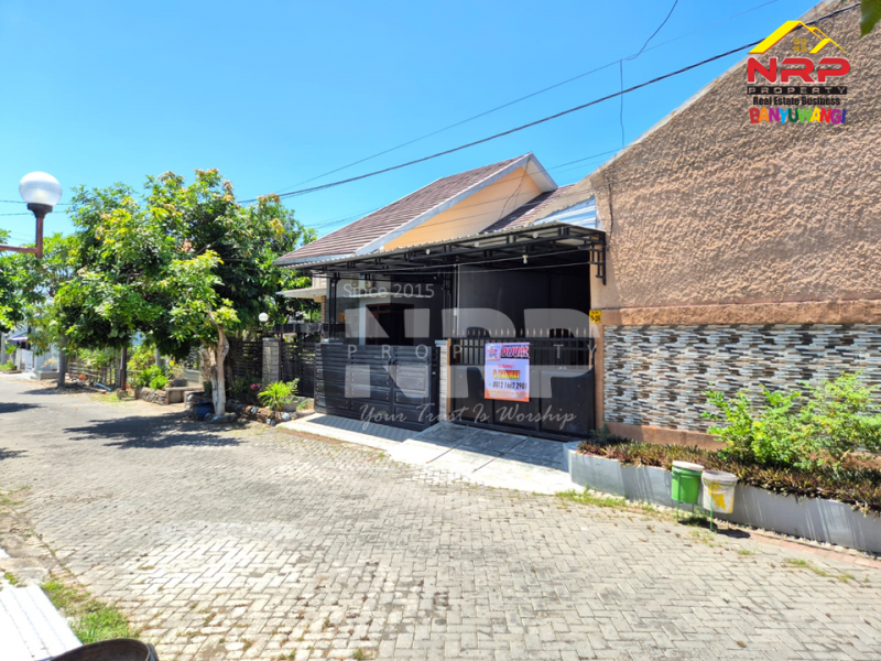 Dijual Kos-kosan Prospek di Perum. Mendut Regency - Banyuwangi  Dijual Kos-kosan Prospek di Perum. Mendut Regency - Banyuwangi  Dijual Kos-kosan Prospek di Perum. Mendut Regency - Banyuwangi&nbsp;
Rumah Kos Exclusive terletak di Kawasan Komersil dan Kantor Pemerintahan NRP BANYUWANGI