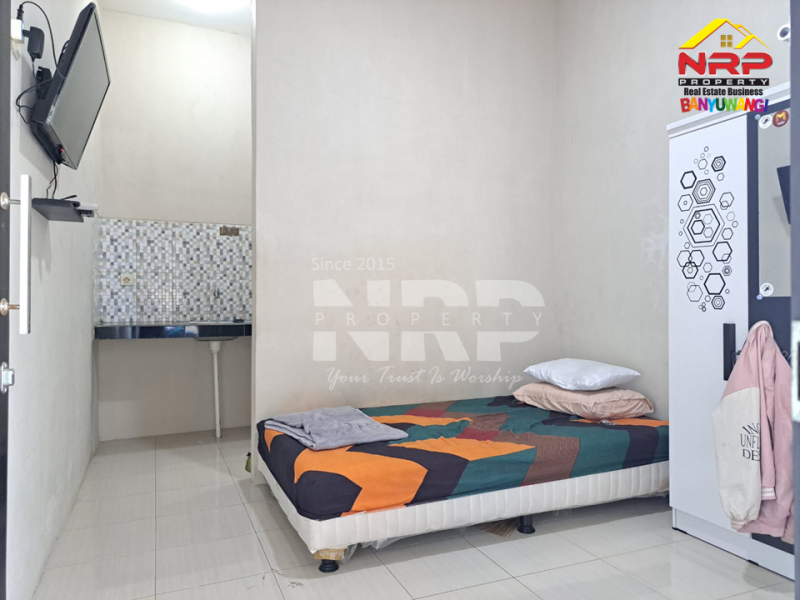 Dijual Kos-kosan Prospek di Perum. Mendut Regency - Banyuwangi  Dijual Kos-kosan Prospek di Perum. Mendut Regency - Banyuwangi  Dijual Kos-kosan Prospek di Perum. Mendut Regency - Banyuwangi&nbsp;
Rumah Kos Exclusive terletak di Kawasan Komersil dan Kantor Pemerintahan NRP BANYUWANGI