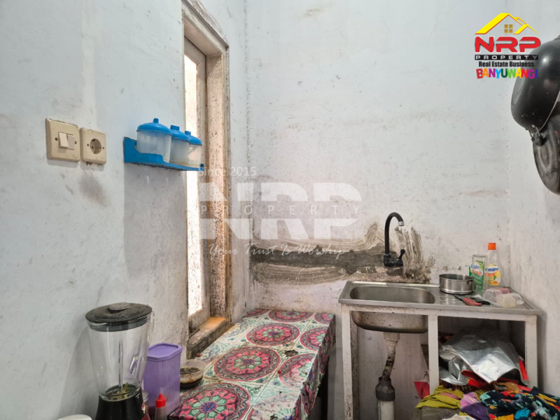 Dijual Oper Kredit Rumah Minimalis di Boyolangu - Banyuwangi Dijual/Oper Kredit Rumah Minimalis di Boyolangu - Banyuwangi Dijual/Oper Kredit Rumah Minimalis di Boyolangu - Banyuwangi
Kawasan perumahan, dekat dengan kawasan pendidikan ternama di banyuwangi&nbsp;

Luas Tanah : 72 NRP BANYUWANGI