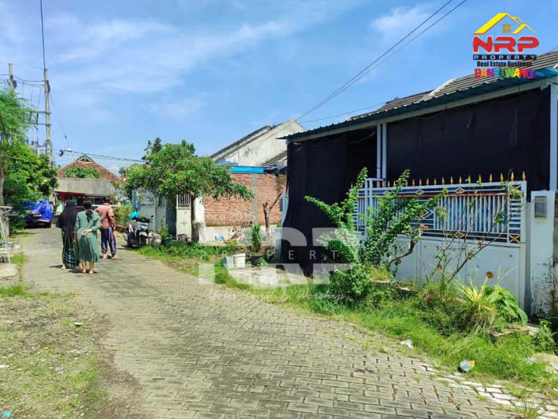 Dijual Operkredit Rumah di Donosuko, Kabat - Banyuwangi   Dijual Operkredit Rumah di Donosuko, Kabat - Banyuwangi   Dijual Operkredit Rumah di Donosuko, Kabat - Banyuwangi&nbsp;&nbsp;
Lokasi dekat dengan Asrama Militer Kostrad Baru Banyuwangi.
Dekat dengan Bandara NRP BANYUWANGI