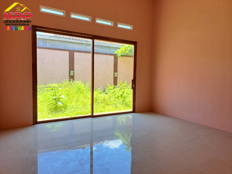 Dijual Premium House Siap Huni di Pusat Kota Banyuwangi  Dijual Premium House Siap Huni di Pusat Kota Banyuwangi  Dijual Premium House Siap Huni di Pusat Kota Banyuwangi
Dekat dengan Kantor Pemda dan Pemerintahan, Dekat Dengan Fasilitas Pendidikan, Perbelanjaan dan NRP BANYUWANGI