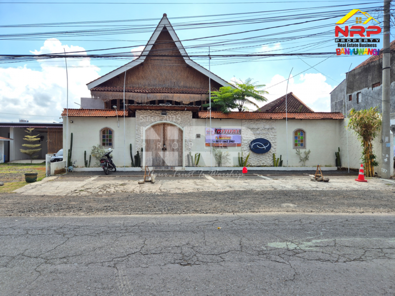 Dijual Resto Aktif dan Produktif Include Furniture di Jl. Kepiting -  Banyuwangi  Dijual Resto Aktif dan Produktif Include Furniture di Jl. Kepiting -  Banyuwangi  Dijual Resto Aktif dan Produktif Include Furniture di Jl. Kepiting -&nbsp; Banyuwangi&nbsp;
Terletak dikawasan sentra bisnis dan kuliner, pendidikan, dan NRP BANYUWANGI
