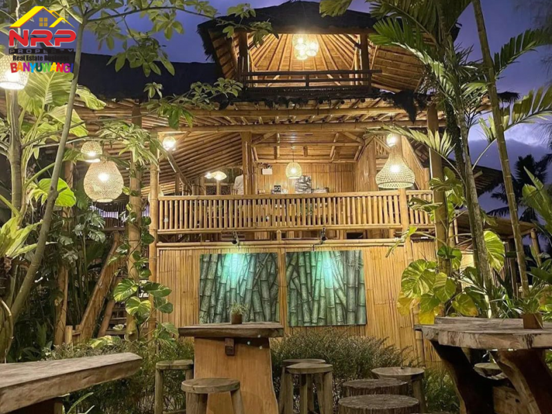 Dijual Resto Tepi Sawah Produktif Full Furnished di Desa Segobang, Licin - Banyuwangi  Dijual Resto Tepi Sawah Produktif Full Furnished di Desa Segobang, Licin - Banyuwangi  Dijual Resto Tepi Sawah Produktif Full Furnished di Desa Segobang, Licin - Banyuwangi&nbsp;
Resto dengan View Persawahan, Laut serta Pegunungan.&nbsp;
Cocok NRP BANYUWANGI