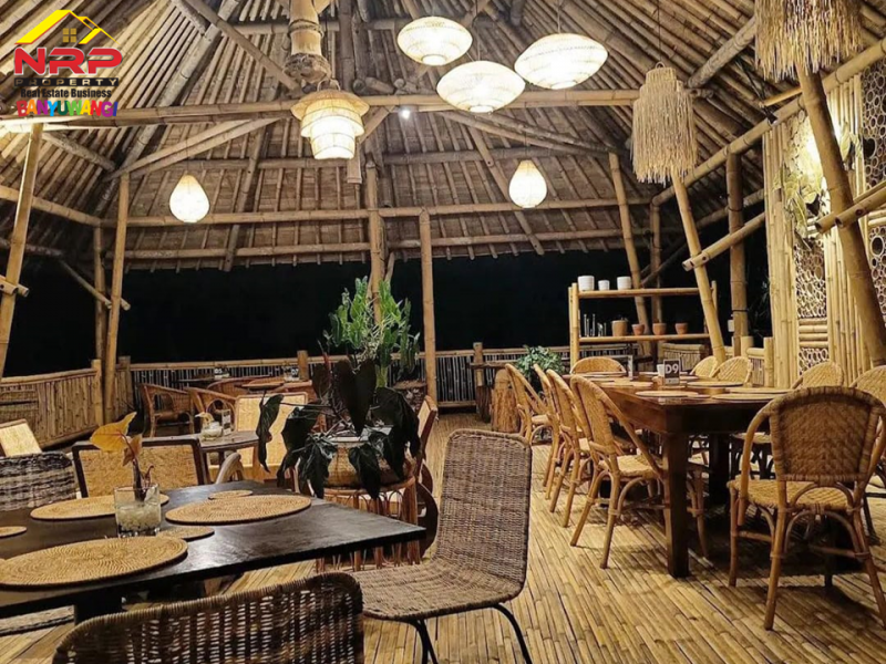 Dijual Resto Tepi Sawah Produktif Full Furnished di Desa Segobang, Licin - Banyuwangi  Dijual Resto Tepi Sawah Produktif Full Furnished di Desa Segobang, Licin - Banyuwangi  Dijual Resto Tepi Sawah Produktif Full Furnished di Desa Segobang, Licin - Banyuwangi&nbsp;
Resto dengan View Persawahan, Laut serta Pegunungan.&nbsp;
Cocok NRP BANYUWANGI