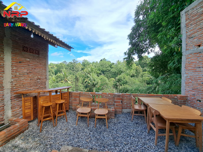 Dijual Restoran atau Caffe di Desa Adat Kemiren - Banyuwangi Dijual Restoran atau Caffe di Desa Adat Kemiren - Banyuwangi Dijual Restoran atau Caffe di Desa Adat Kemiren - Banyuwangi
Lokasi Sangat Stategis si tepi Jalan Utama Kemiren - Banyuwangi
Bangunan Baru Hanya menghitung NRP BANYUWANGI