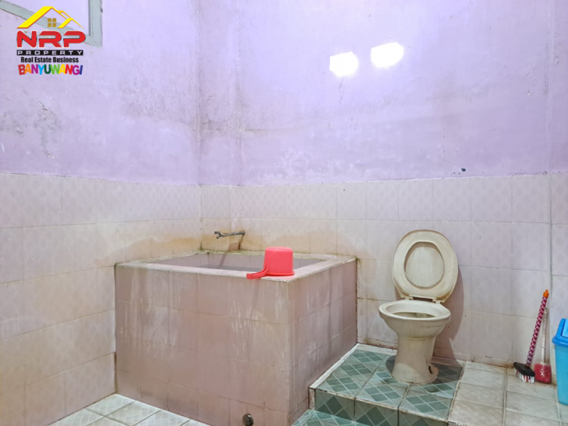 Dijual Ruang Usaha 2 Lantai di tepi   Jl. Ahmad Yani - Banyuwangi  Dijual Ruang Usaha 2 Lantai di  Jl. Ahmad Yani - Banyuwangi  Dijual Ruang Usaha 2 Lantai di&nbsp; Jl. Ahmad Yani - Banyuwangi&nbsp;
Lokasi sangat Strategis berada di Centra Bisnis, Perkantoran dan Perbankan NRP BANYUWANGI