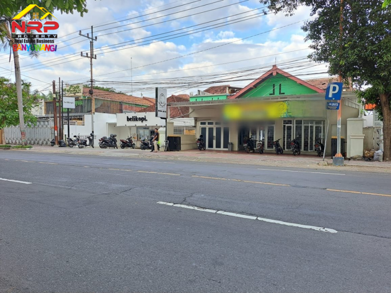 Dijual Ruang Usaha 2 Lantai di tepi   Jl. Ahmad Yani - Banyuwangi  Dijual Ruang Usaha 2 Lantai di  Jl. Ahmad Yani - Banyuwangi  Dijual Ruang Usaha 2 Lantai di&nbsp; Jl. Ahmad Yani - Banyuwangi&nbsp;
Lokasi sangat Strategis berada di Centra Bisnis, Perkantoran dan Perbankan NRP BANYUWANGI