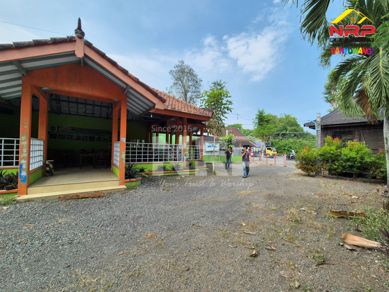 Dijual Ruang Usaha Ex. Resto Rogojampi, Lokasi Strategis di Tepi Jl. Jember - Banyuwangi  Dijual Ruang Usaha Ex. Resto Rogojampi, Lokasi Strategis di Tepi Jl. Jember - Banyuwangi  Dijual Ruang Usaha Ex. Resto Rogojampi, Lokasi Strategis di Tepi Jl. Jember - Banyuwangi&nbsp;
Berada dikawasan pusat perbelanjaan NRP BANYUWANGI