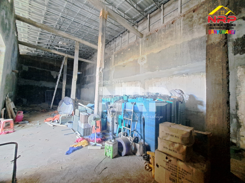 Dijual Ruko 2 Lantai dan Gudang Strategis di Wongsorejo - Banyuwangi  Dijual Ruko 2 Lantai dan Gudang Strategis di Wongsorejo - Banyuwangi  Dijual Ruko 2 Lantai dan Gudang Strategis di Wongsorejo - Banyuwangi&nbsp;
Lokasi yang strategis di tepi Jl. Provinsi. Cocok untuk kantor, showroom, toko atau NRP BANYUWANGI