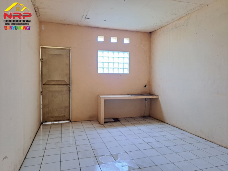 Dijual Ruko 2 Lantai di  Depan Hotel ILIRA Banyuwangi Dijual Ruko 2 Lantai di  Depan Hotel ILIRA Banyuwangi Dijual Ruko 2 Lantai di&nbsp; Depan Hotel ILIRA Banyuwangi
Lokasi di 0 Jalan Yos Sudarso, Sangat Cocok untuk Ruang usaha

LT/LB : 80/160 M2 NRP BANYUWANGI