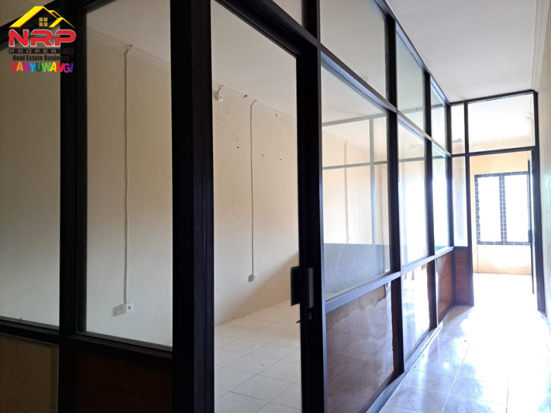 Dijual Ruko 2 Lantai di  Depan Hotel ILIRA Banyuwangi Dijual Ruko 2 Lantai di  Depan Hotel ILIRA Banyuwangi Dijual Ruko 2 Lantai di&nbsp; Depan Hotel ILIRA Banyuwangi
Lokasi di 0 Jalan Yos Sudarso, Sangat Cocok untuk Ruang usaha

LT/LB : 80/160 M2 NRP BANYUWANGI