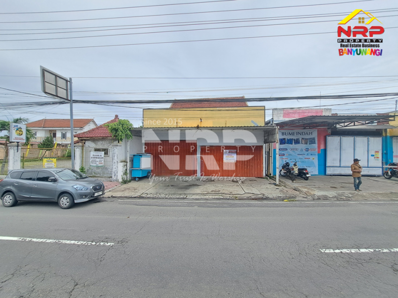 Dijual Ruko 2 Lantai di Sobo Jl. S Parman - Banyuwangi  Dijual Ruko 2 Lantai di Sobo Jl. S Parman - Banyuwangi  Dijual Ruko 2 Lantai di Dekat Hotel Santika - Banyuwangi&nbsp;
Cocok untuk kantor, showroom, dll&nbsp;

Luas Tanah : 236 M2
Luas Bangunan : 150 NRP BANYUWANGI